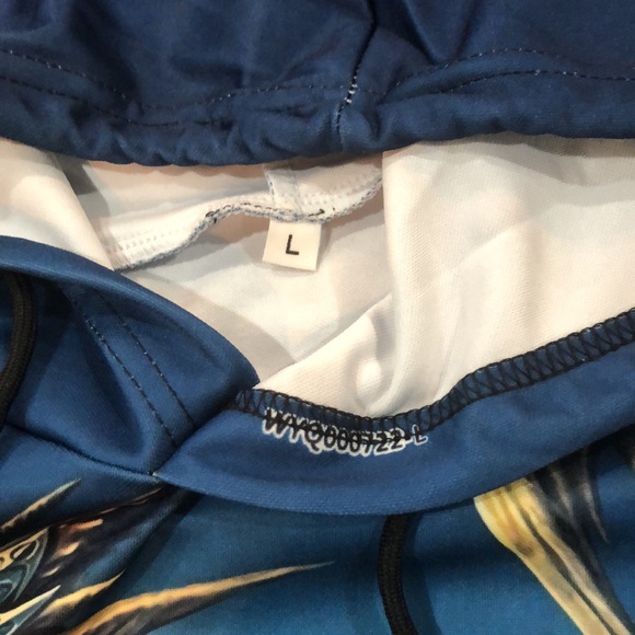 NWOT KIDS Size Large Dragon Hoodie. - Picture 3 of 3